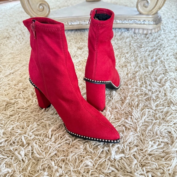 Bar III Laynee Red Dress Booties 7.5M | New Block Heel Pointed Toe Ankle Boots - Picture 2 of 7